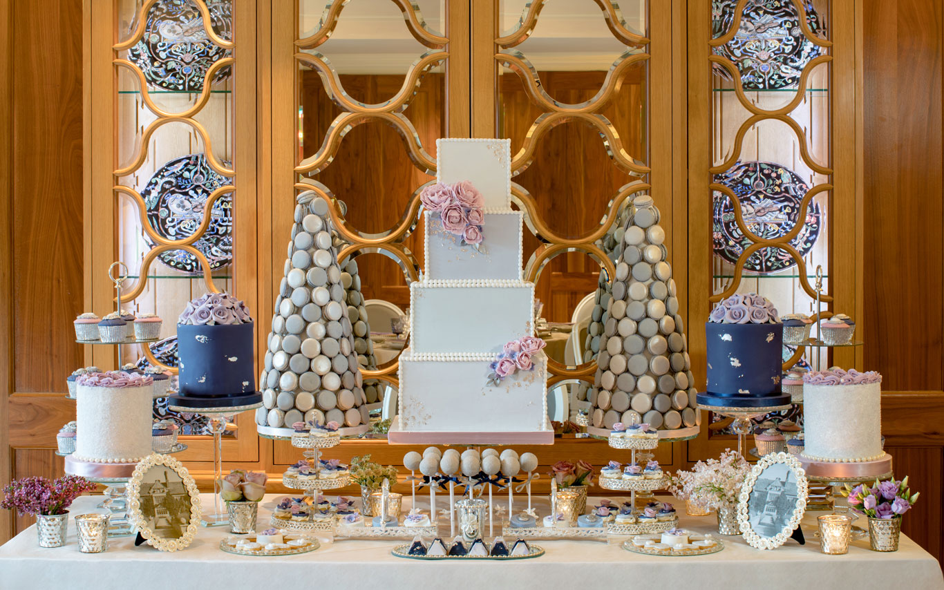 Closeup Details GC Couture's Luxury Wedding Cake At Belmond Le Manoir